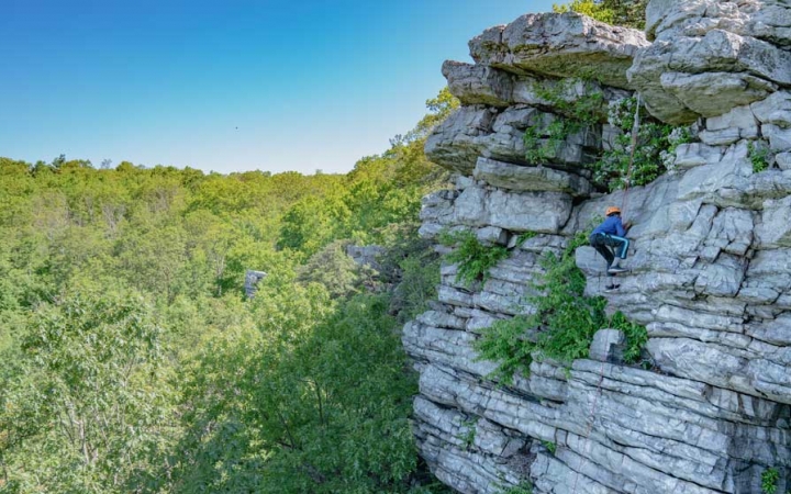 rock climbing course for teens